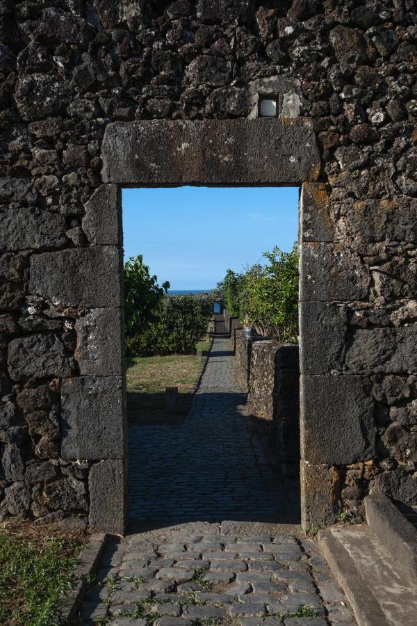 Entre Muros - Turismo Rural - Casa Com Jardim E Acesso Direto Ao Mar Ribeira Grande Extérieur photo